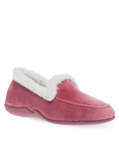 Γυναικεία παντόφλα κλειστή με γουνάκι Parex