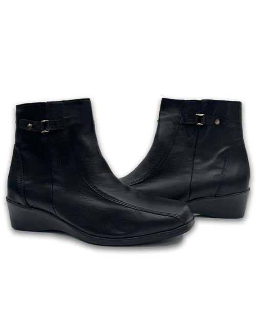 Γυναικεία δερμάτινα μποτάκια W2475