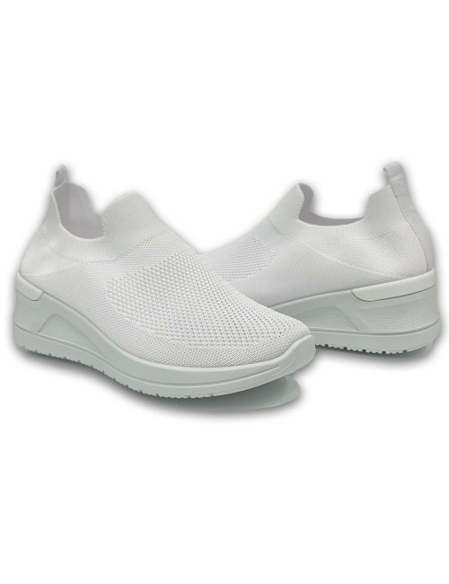 Γυναικεία sneakers slip on