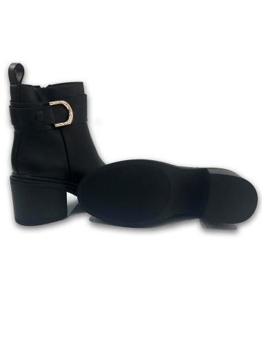 Μποτάκια με φερμουάρ και τακούνι W241672